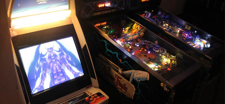 Manutenzione e riparazione videogiochi cabinati e flipper per privati e sale giochi in tutta Italia